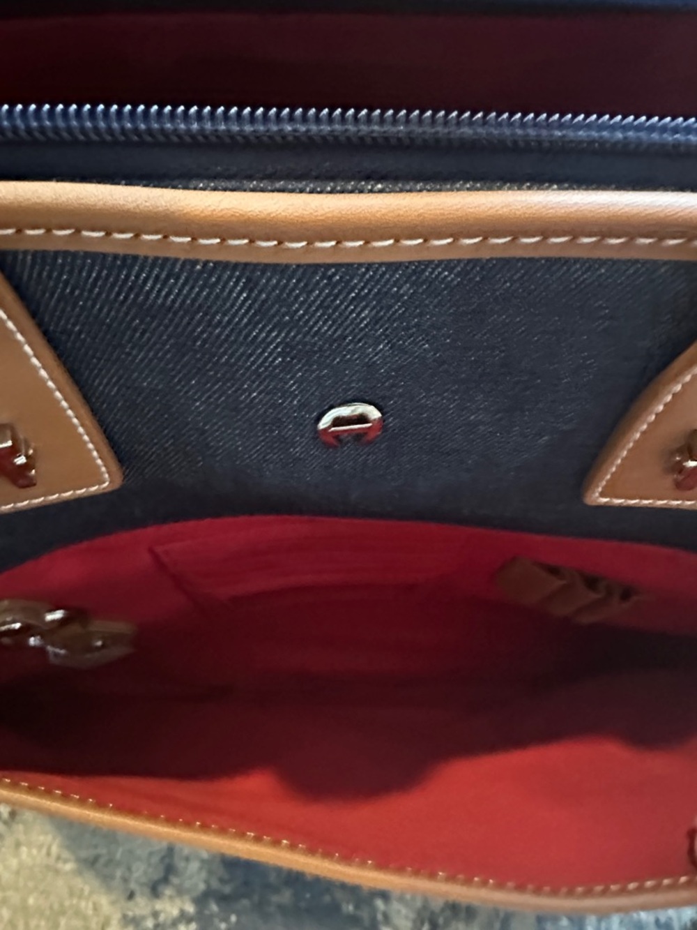 Vintage Etienne Aigner Navy and Brown Leather-Trim travel/ tote. NWTS - Picture 6 of 6